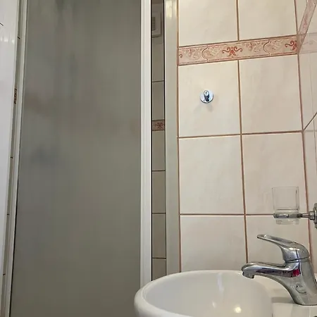 Tereza 3* يانوف نادنيسو